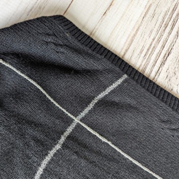 Haggar Black and White Windowpane Plaid Sweater Vest sz XL - Picture 3 of 6